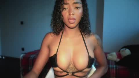 Snapshot of lexy_squirt_queen chatting on May 2, 2026, 12:10 pm LEXY - Independent account online show from May 2, 2026, 12:10 pm