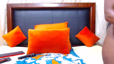 Silindile Caroline Madlala online show from December 28, 2024, 6:40 pm