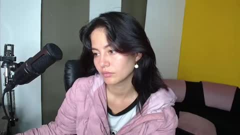 Leydy  online show from May 26, 2026, 4:19 am