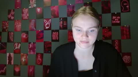 Leyla online show from September 10, 2025, 6:35 am