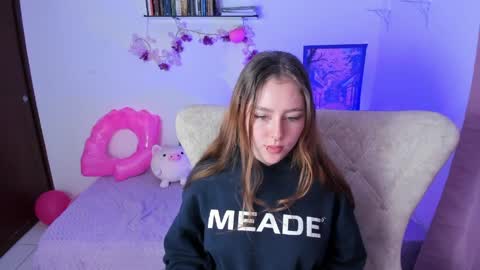 Leyla Miller online show from March 28, 2026, 3:22 pm