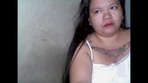 lhiannash33 online show from November 6, 2025, 10:10 pm