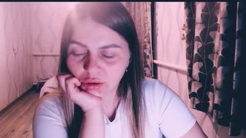 Snapshot of li_lit chatting on March 3, 2026, 6:47 pm li_lit online show from March 3, 2026, 6:47 pm