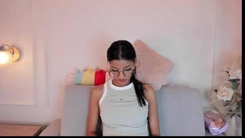 Snapshot of lia_girl2 chatting on February 1, 2025, 11:21 am Lia online show from February 1, 2025, 11:21 am