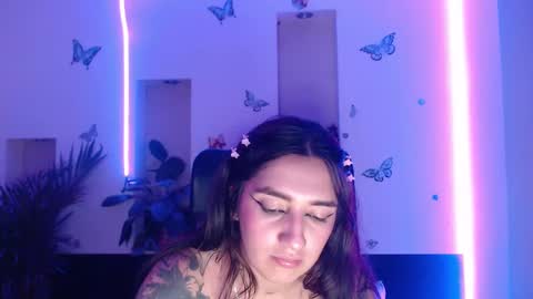 Lia Mitch online show from February 21, 2025, 7:56 am