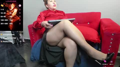 Lia Taylor online show from February 7, 2025, 4:24 pm