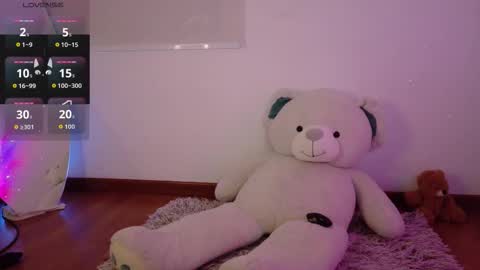 Lia online show from November 6, 2025, 12:55 am