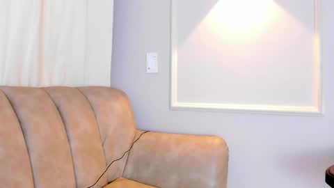 Snapshot of lia_walton__ chatting on March 11, 2025, 12:06 pm liz walton online show from March 11, 2025, 12:06 pm