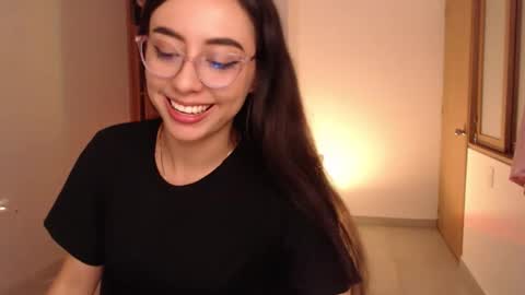   lia  online show from February 7, 2026, 12:03 am