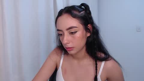 Snapshot of liaa_cute_ chatting on May 28, 2026, 1:14 am lia online show from May 28, 2026, 1:14 am