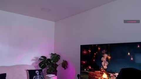 Snapshot of liaa_rodriguezz chatting on September 14, 2025, 3:00 pm Liaa  online show from September 14, 2025, 3:00 pm