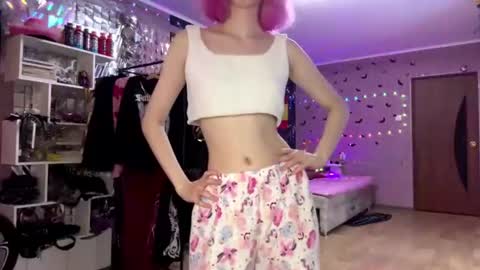 Snapshot of liaaluna chatting on June 27, 2026, 1:50 pm Lia online show from June 27, 2026, 1:50 pm