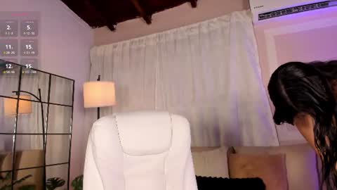Snapshot of liaamoon_ chatting on June 26, 2026, 12:20 pm Lia online show from June 26, 2026, 12:20 pm