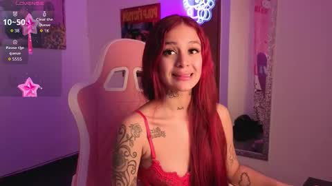 Lia Butera online show from October 15, 2025, 3:45 pm