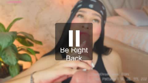 Lia Cox online show from March 2, 2025, 5:33 am