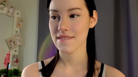 Lia  online show from December 11, 2024, 9:30 am