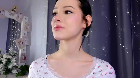 Lia  online show from January 22, 2025, 10:40 am