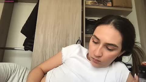 Snapshot of liahrommie chatting on February 19, 2026, 2:57 pm Amy online show from February 19, 2026, 2:57 pm