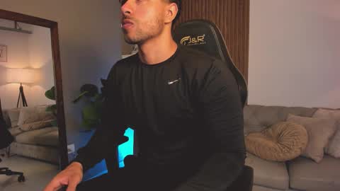 Liam Collins online show from March 16, 2026, 11:36 am