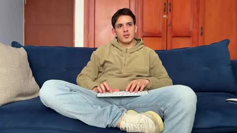 Snapshot of liam_enzho chatting on May 4, 2026, 4:36 pm Liam online show from May 4, 2026, 4:36 pm