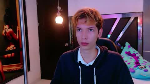 Snapshot of liam_green1 chatting on February 7, 2026, 12:20 pm liam_green1 online show from February 7, 2026, 12:20 pm