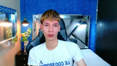 Snapshot of liam_green1 chatting on March 2, 2026, 3:52 pm liam_green1 online show from March 2, 2026, 3:52 pm