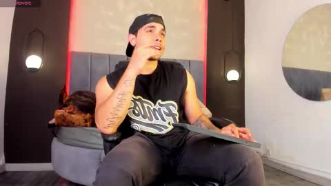 Snapshot of liam_walk chatting on September 16, 2025, 10:11 pm Liam online show from September 16, 2025, 10:11 pm