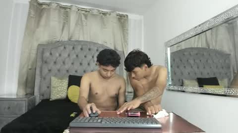 LiamANDjordan online show from November 13, 2025, 1:04 am