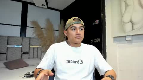 LiamDeep online show from June 25, 2026, 7:40 pm