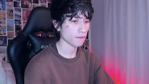 Snapshot of liamelf chatting on February 15, 2025, 6:12 am Liam online show from February 15, 2025, 6:12 am