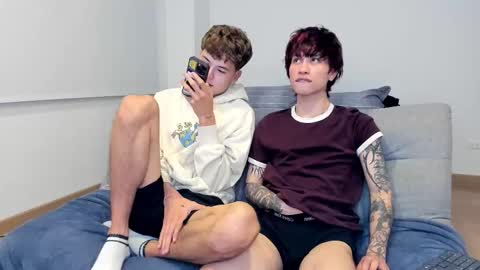 Snapshot of liamelf chatting on January 8, 2026, 8:27 am Liam online show from January 8, 2026, 8:27 am