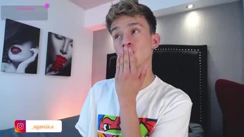 liam online show from February 14, 2026, 4:42 am