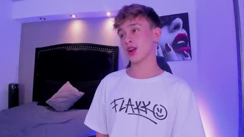 liam online show from April 1, 2026, 4:46 am