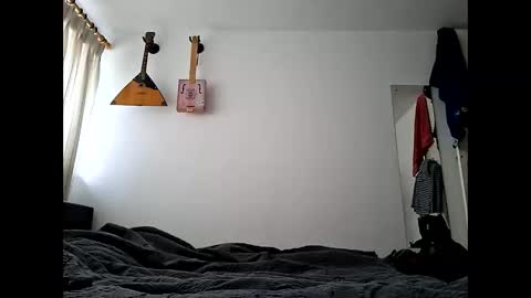 LiamCross online show from November 11, 2025, 9:20 am