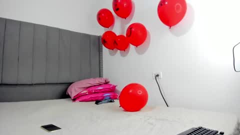 marilynandthiago online show from July 1, 2026, 2:57 am