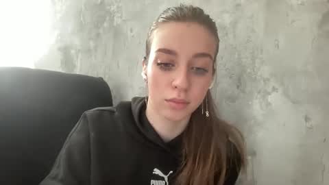 Snapshot of liana_bliss chatting on March 1, 2026, 1:24 pm LianaBliss online show from March 1, 2026, 1:24 pm