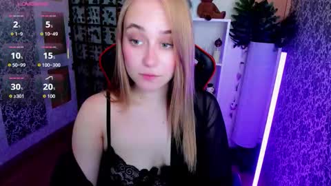 Liana online show from February 8, 2026, 4:16 am