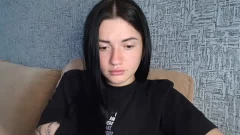 liana_diva online show from July 22, 2026, 12:19 pm