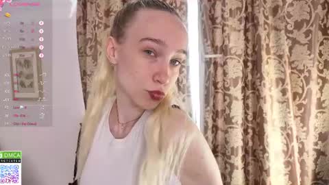 Snapshot of liane_bennet chatting on July 1, 2026, 8:05 am Sofia online show from July 1, 2026, 8:05 am