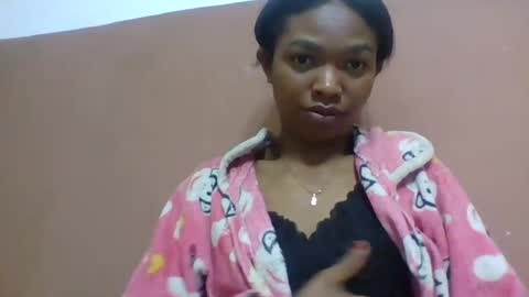 Snapshot of liaraisha chatting on July 7, 2026, 7:09 am liaraisha online show from July 7, 2026, 7:09 am