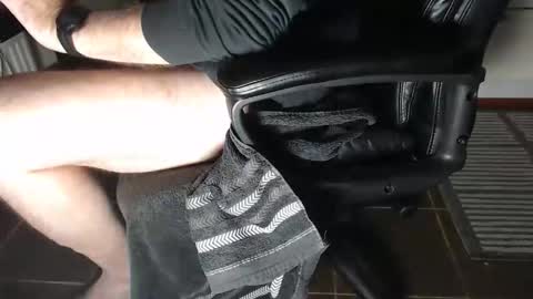 lickerxx46 online show from November 24, 2025, 3:12 pm