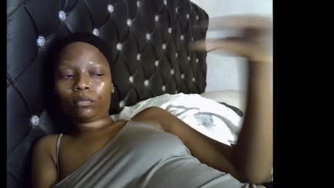 lickmefuckmex online show from March 6, 2026, 10:39 pm