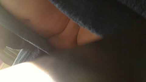 LickYourYoni online show from June 3, 2026, 2:55 pm