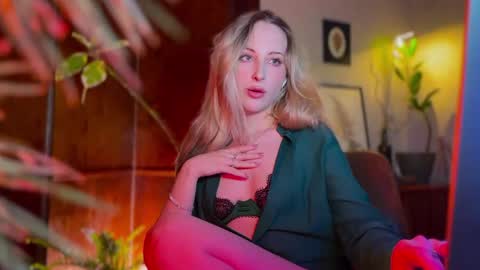 its my birthday today so im offline  but id be so happy if you felt like sending me a birthday love while im away  online show from February 21, 2026, 6:53 pm