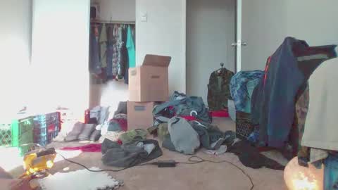 lifeofedger79 online show from April 22, 2026, 9:49 pm