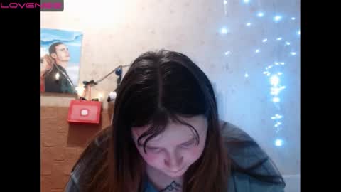 light_lunaa online show from December 24, 2024, 11:38 am