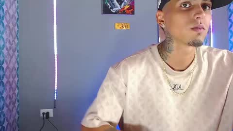 Daniel online show from April 18, 2026, 10:32 pm