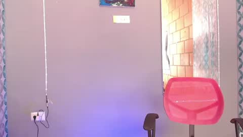 Snapshot of liiaam_lee_ chatting on June 20, 2026, 8:44 pm Daniel online show from June 20, 2026, 8:44 pm