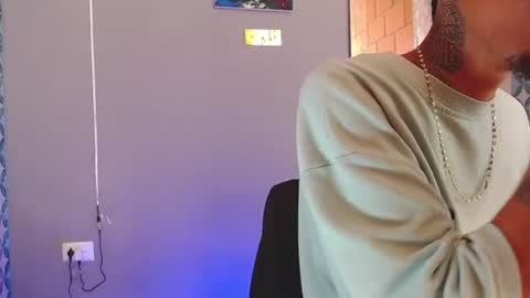 Snapshot of liiaam_lee_ chatting on July 15, 2026, 9:09 pm Daniel online show from July 15, 2026, 9:09 pm