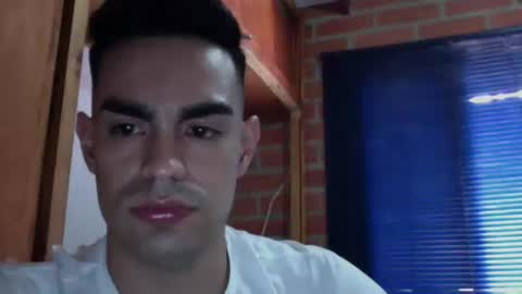 liiam online show from November 23, 2025, 7:02 pm